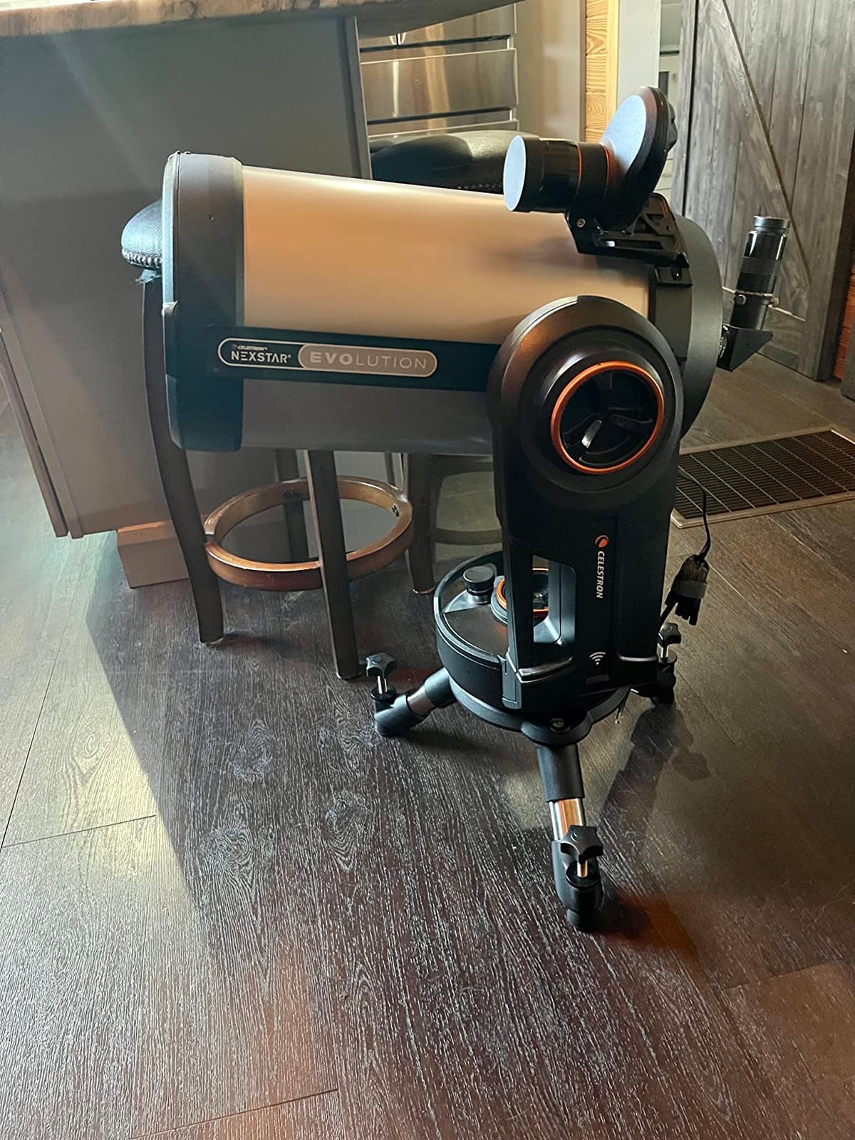 Celestron Tabletop Tripod for NexStar SE, NexStar Evolution & Origin customer photo 1