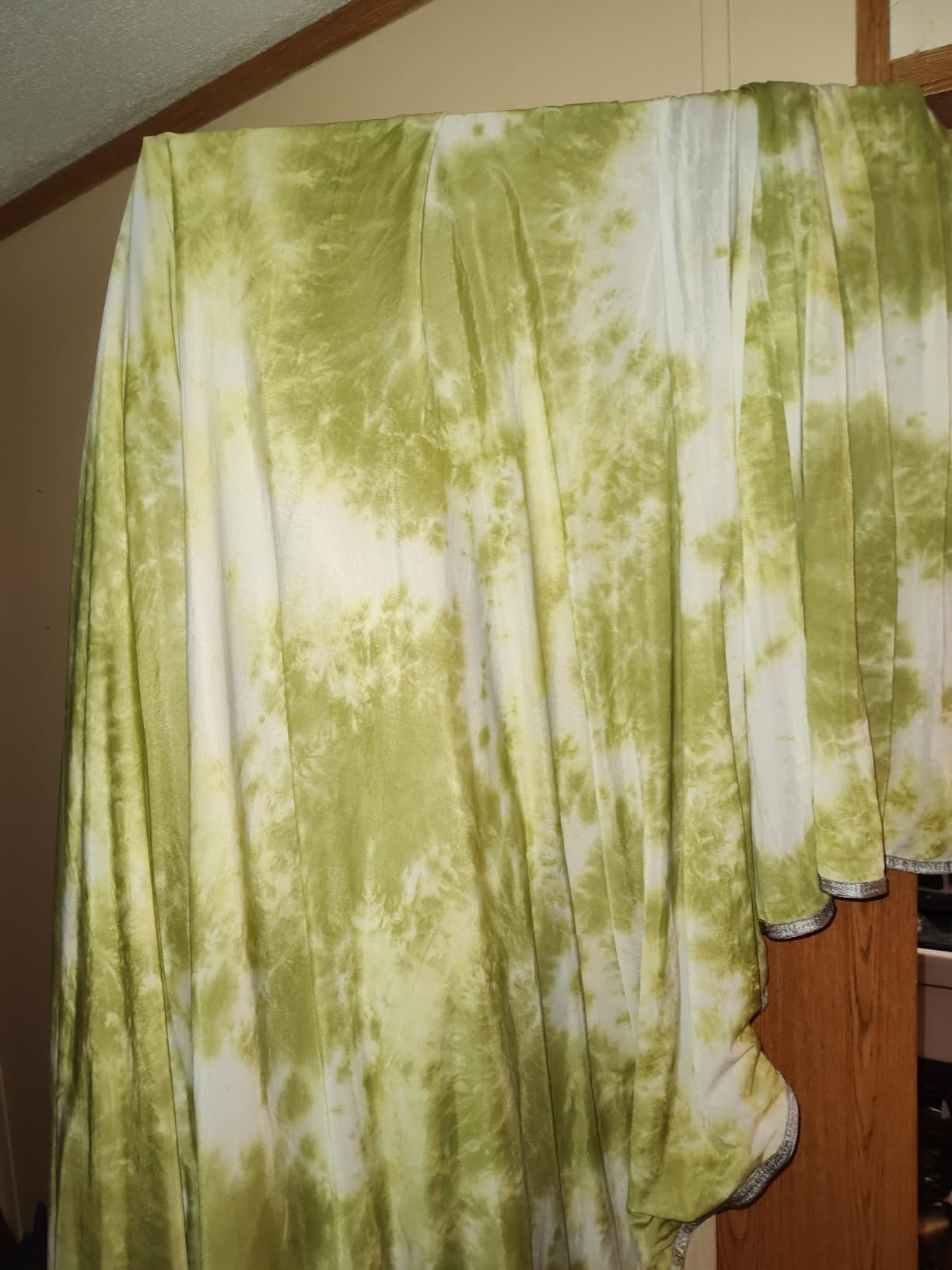 Guohaoi Cooling Blanket for Hot Sleepers and Night Sweats 90