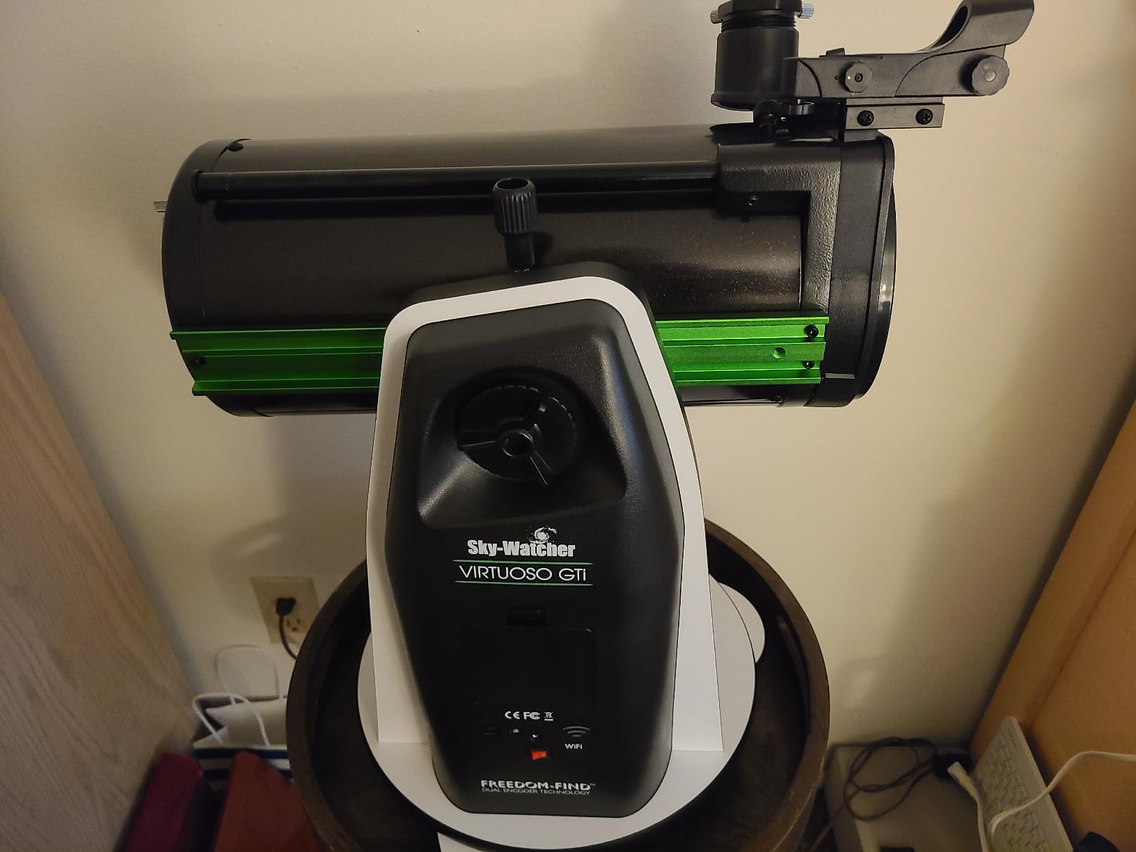 Sky Watcher Sky-Watcher Virtuoso GTI 150P Collapsible Tabletop GoTo Dobsonian Telescope customer photo 2
