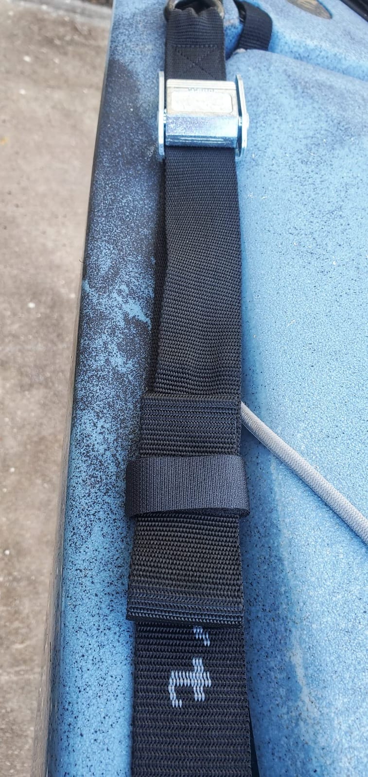 Ayaport Motorcycle Tie Down Straps 1.5” x 8’ (with Swivel Carabiner Hooks) Cam Buckle Tie Downs, Handlebar Strap for Dirt Bike, Motor Bike, Kayak, Car, Truck, Boat, Cargo, Black customer photo 2