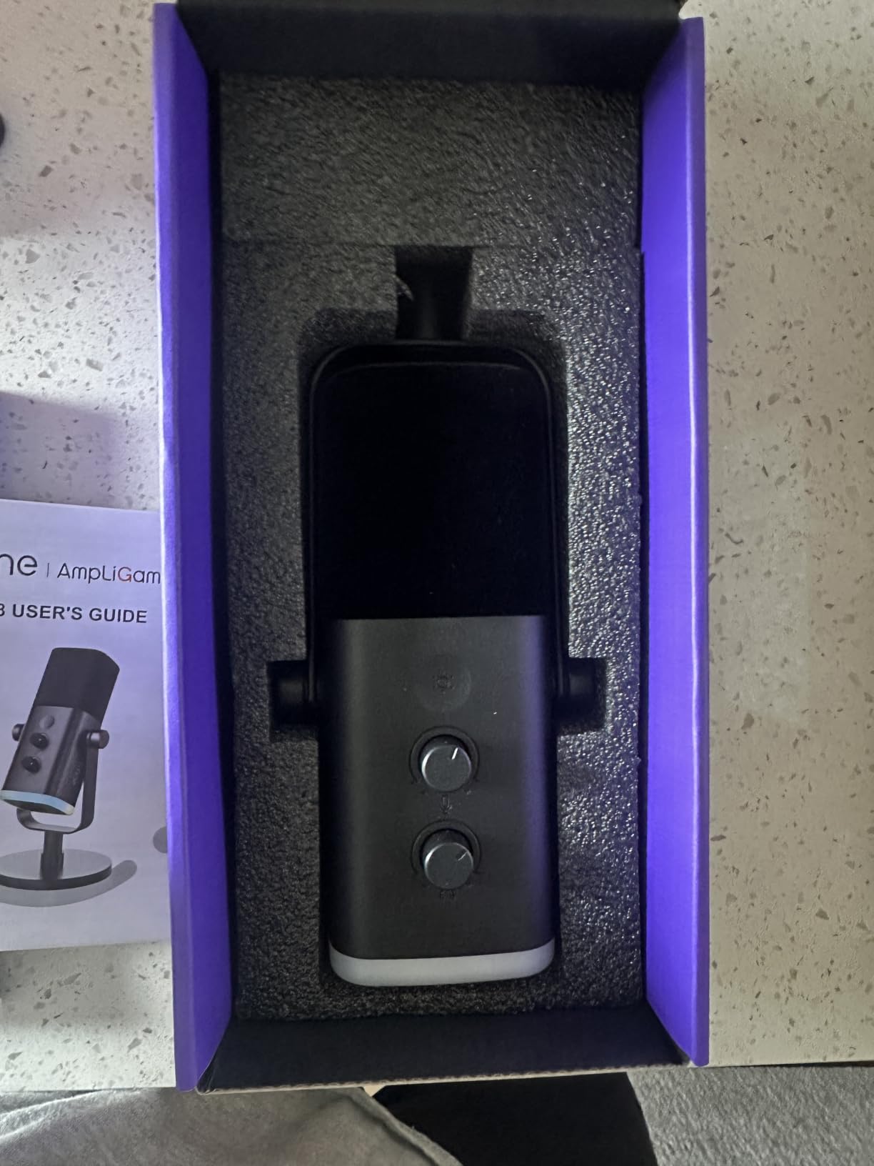 FIFINE AmpliGame AM8 USB/XLR Dynamic Microphone for Gaming Streaming customer photo 2
