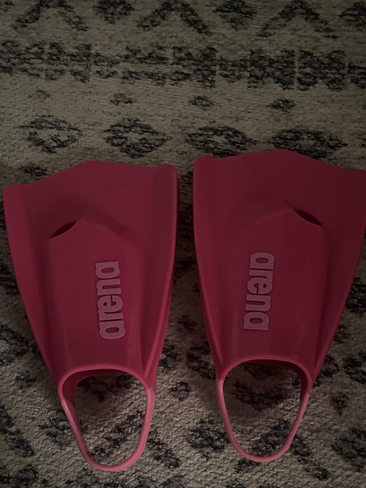 Arena Unisex Adult Powerfin Pro II Swim Training Fins Men and Women Silicone Short Blade Flippers Left-Right Customized, Sizes 4.5-13.5 customer photo 1