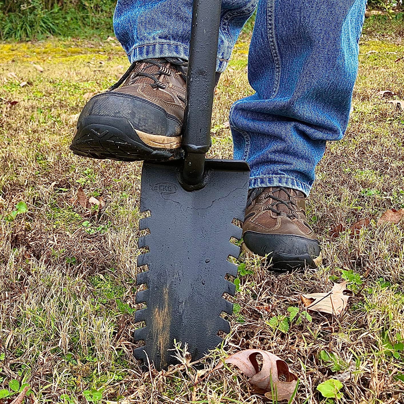 CKG Metal Detecting Shovel Digging Tool with Double Serrated Blade – Heavy Duty Digger Garden Root Cutter T-Handle Spade Professional Metal Detector Accessories customer photo 1