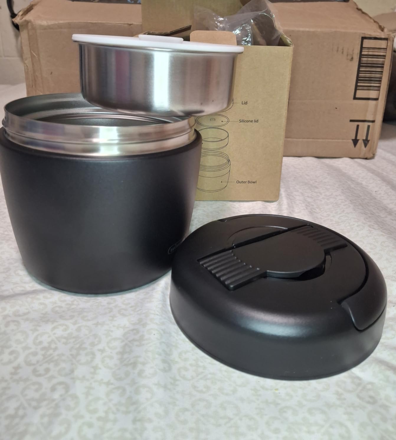 wiwens Thermo Food Jar for Hot Food 32OZ Soup Thermo Lunch Containers Wide Mouth Vacuum Insulated Stainless Steel Leakproof Bento Box with Spoon (Black) customer photo 1