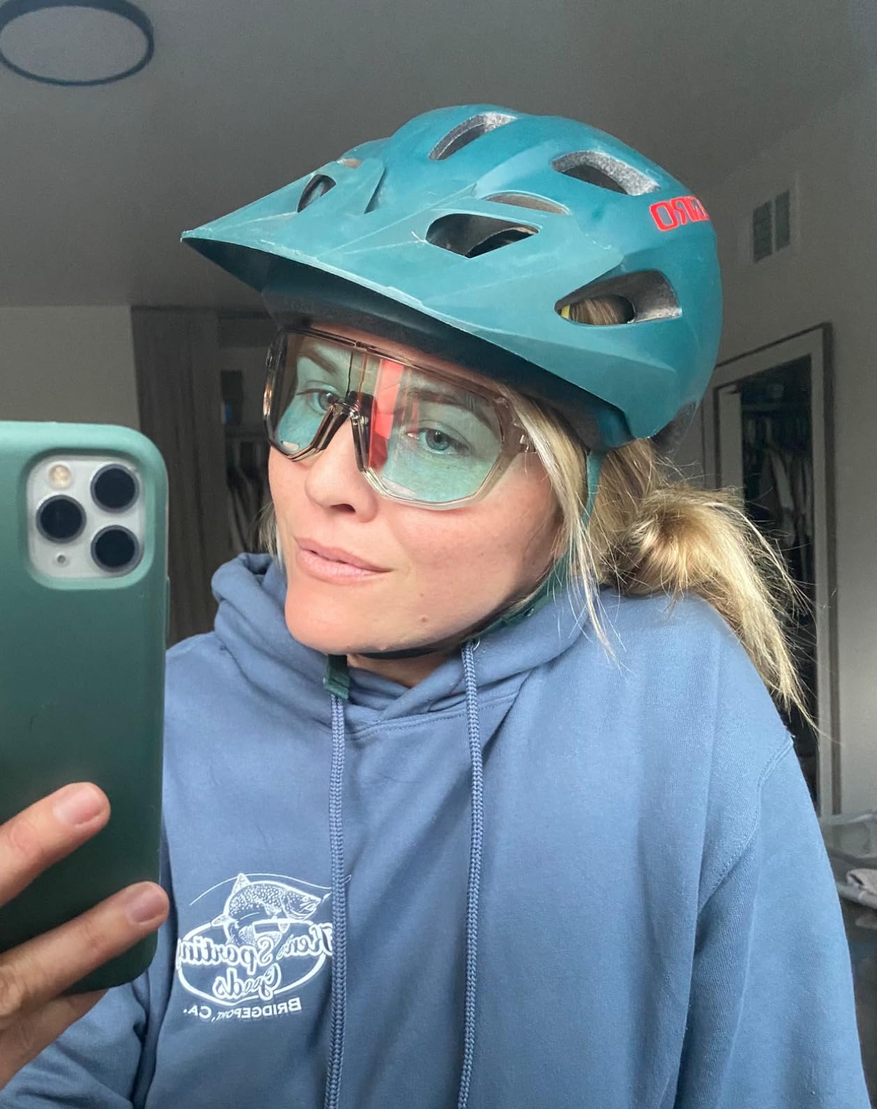 KAPVOE Photochromic Cycling Sunglasses UV400 TR90 Men Women K63 | Clear to Black Photochromic CAT.0-CAT.2, UV400, Ventilation, Lightweight TR90 customer photo 1
