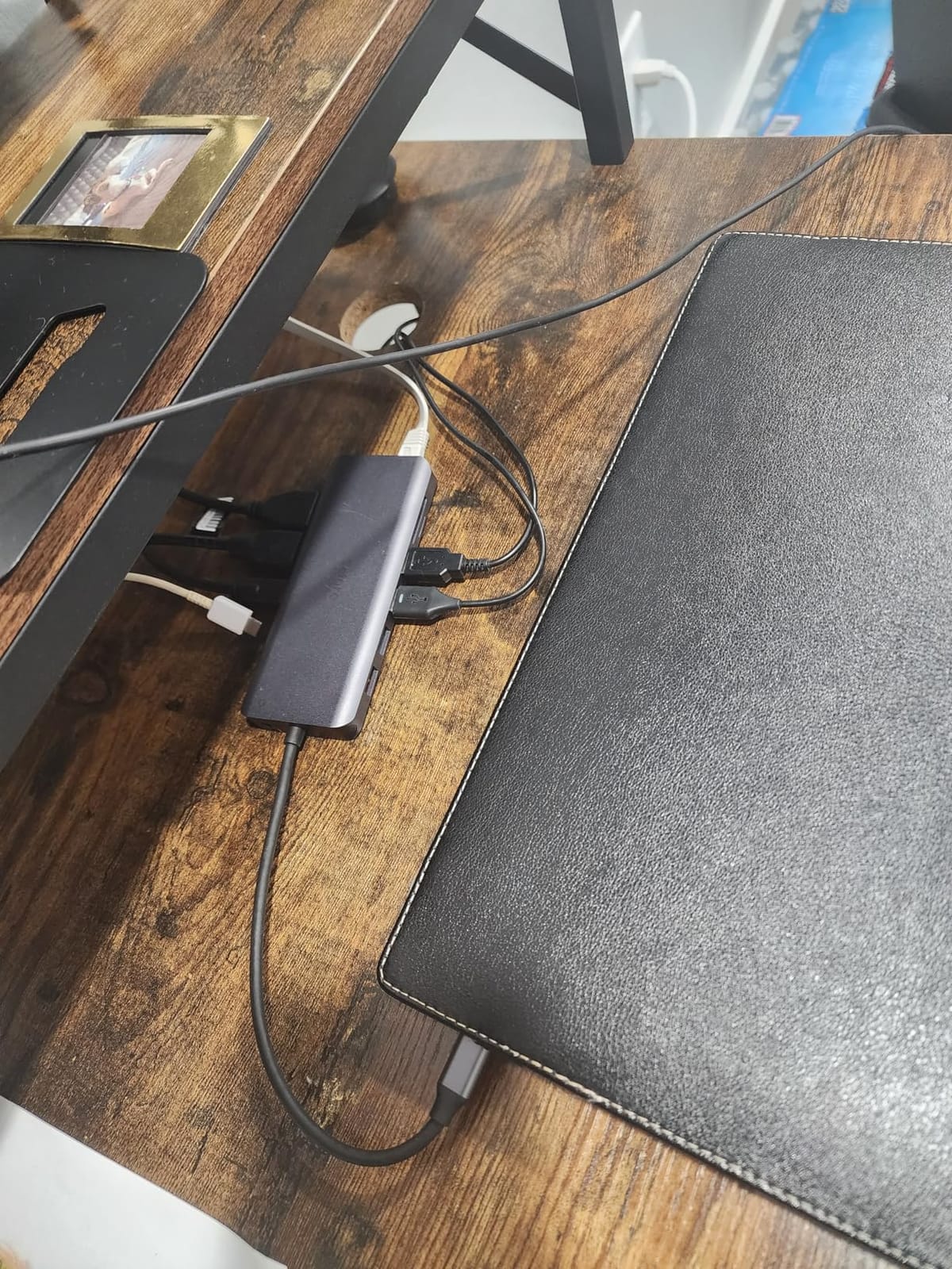 Selore USB C Docking Station Dual Monitor, USB C to Dual HDMI Adapter customer photo 1