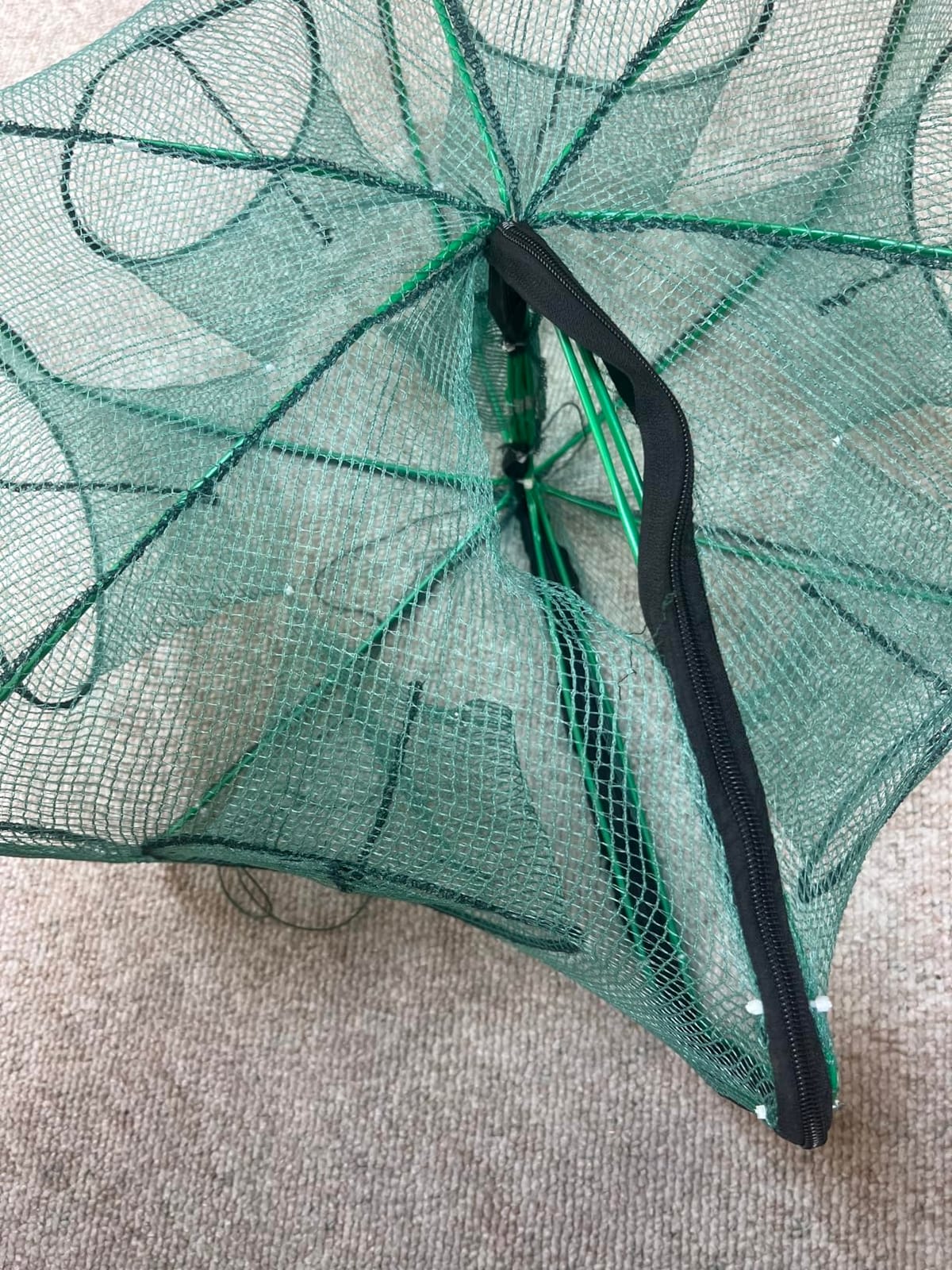 Woanger 3 Pcs Minnow Trap, Include 2 Fishing Bait Trap 1 Cylindrical Hexagon Crab Crawfish Trap, Lobster Shrimp Collapsible Cast Nets Portable Folded Fishing Accessories,12x21.65 Inches customer photo 2