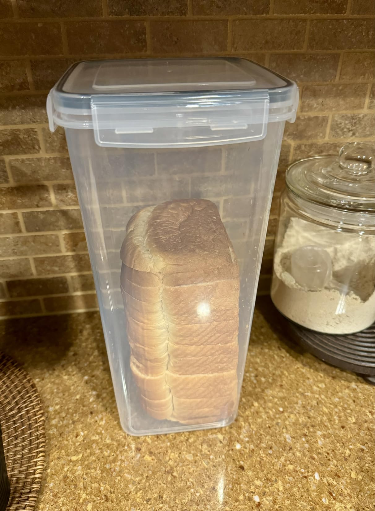 Tiawudi 2 Pack Bread Box, Plastic Bread Container, Bread Storage for Kitchen Counter, Bread Keeper with Airtight Lid, Tall Bread Saver, Sandwich Bread Holder customer photo 2