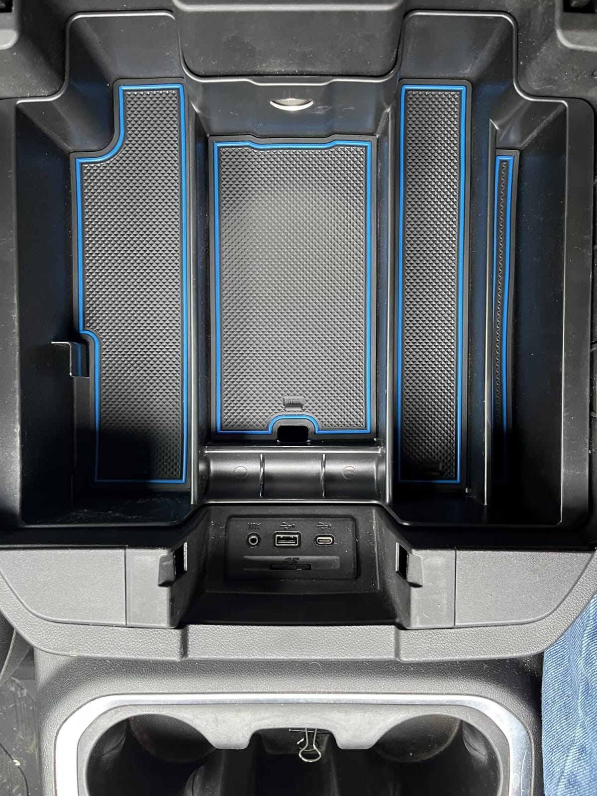 TOPINSTALL Full Size Tray for 2022-2026 Refreshed Silverado/Sierra 1500 customer photo 2