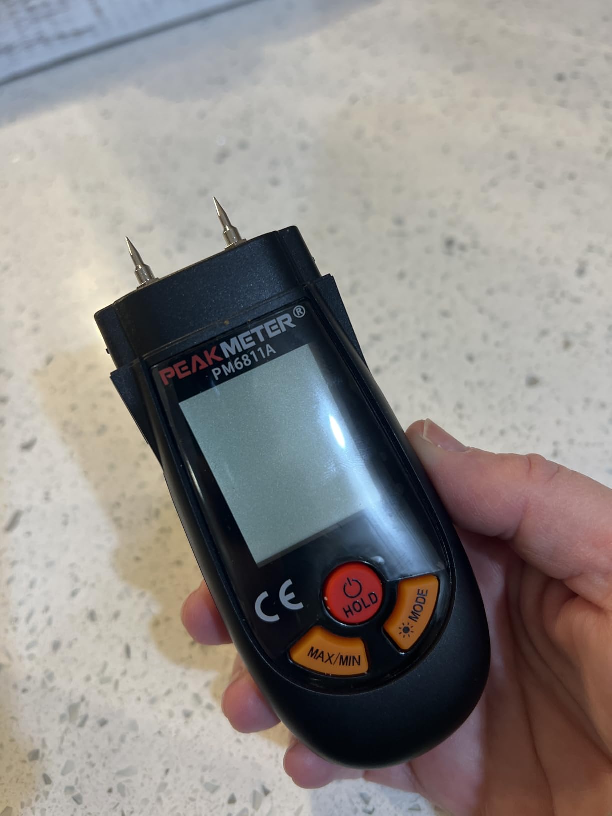 Wood Moisture Meter, with Battery and LCD Display, Suitable for Quick Determination of Moisture Content of Many Types of logs, Paper, Plywood, Plaster Walls, Floor coverings, etc. customer photo 1