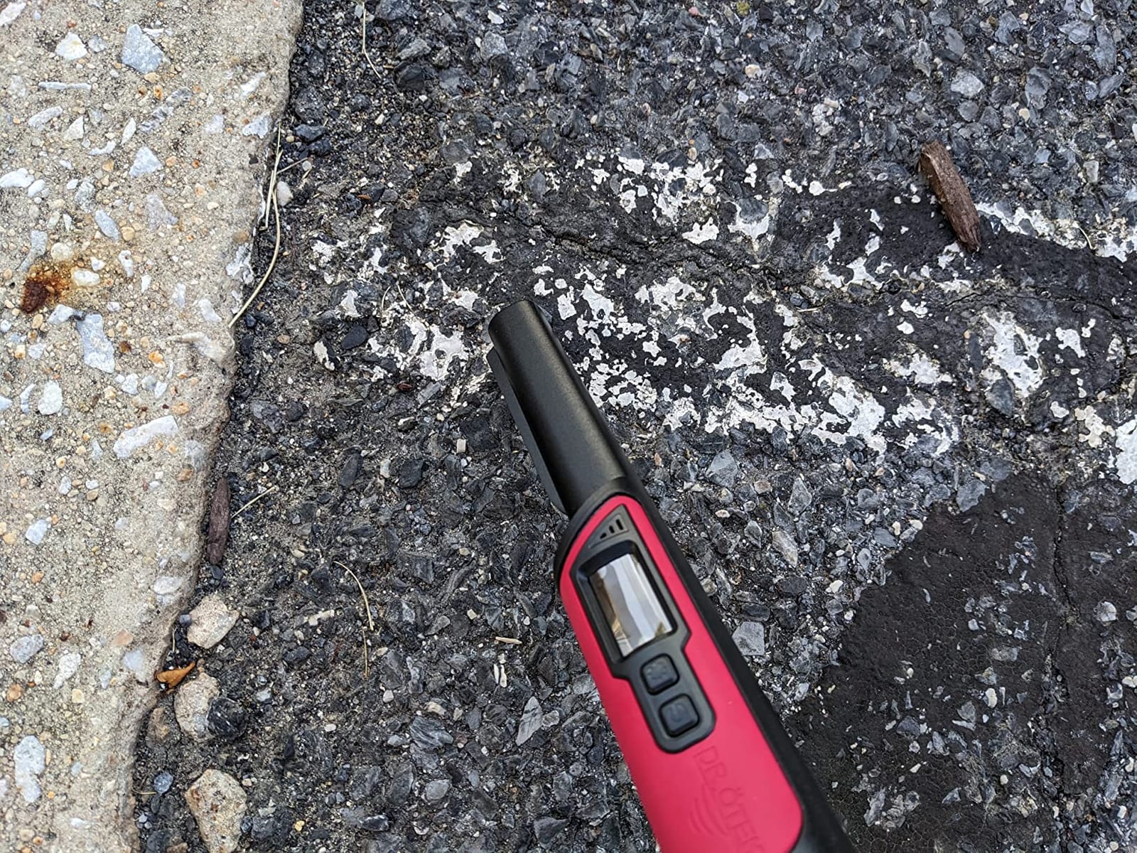 DR.ÖTEK Metal Detector Pinpointer for Adults & Kids, Handheld Pin Pointer Wand with LCD Screen, Fully Waterproof, 360°Detection, 3 Modes, Exclusive Interference Cancellation for Treasure Hunting customer photo 2