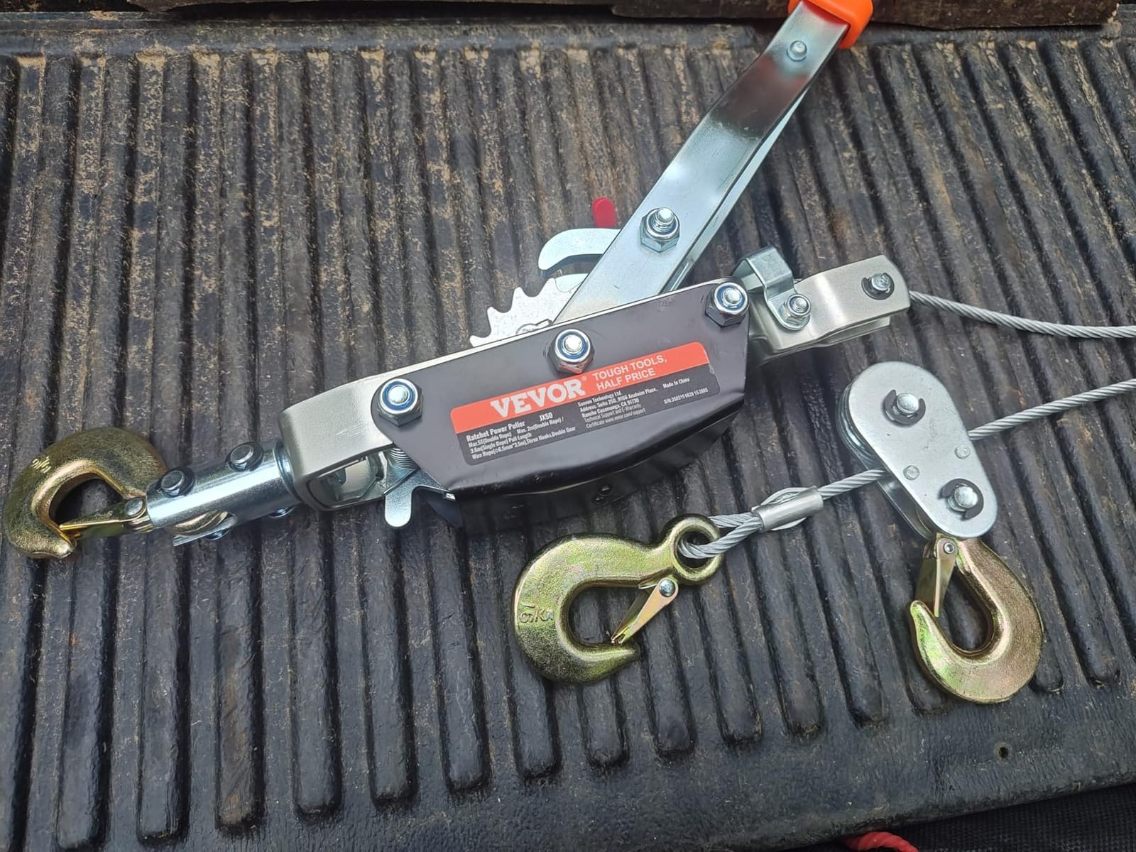 VEVOR Come Along Winch, 5 Ton (11,023 lbs) Pulling Capacity, 11.5 ft Steel Cable, 3 Hooks, Heavy Duty Ratchet Power Puller Tool with Dual Gears, Automotive Hoist Cable Puller Ideal for Vehicle Rescue | for Vehicle Rescue, 11.5 ft Steel Cable, 3 Hooks, Heavy Duty Construction, Automotive Hoist Cable Puller with Dual Gears customer photo 2