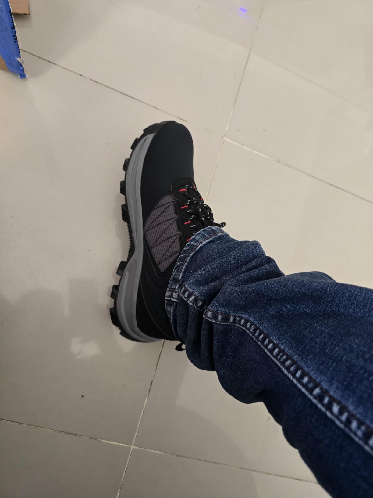 Columbia Men's Transverse Hike Waterproof customer photo 1