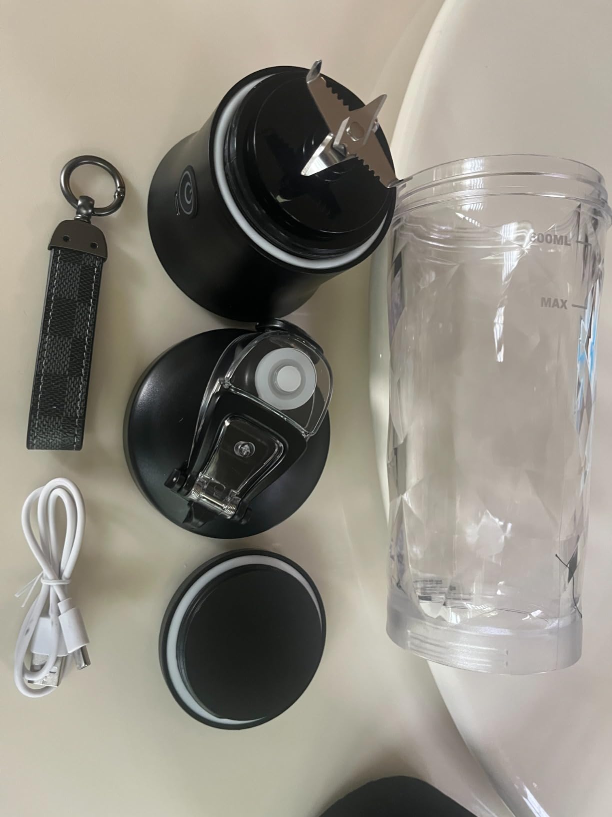 Portable Blender Personal Juicer for Shakes Smoothies with Insulated Sleeve customer photo 2