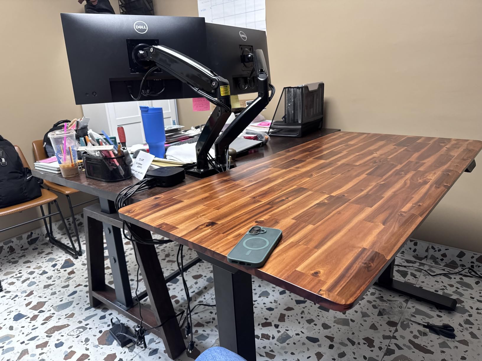 FLEXISPOT E6 MAX Dual Motor 3-Stage Electric Standing Desk, 55 x 28 customer photo 1