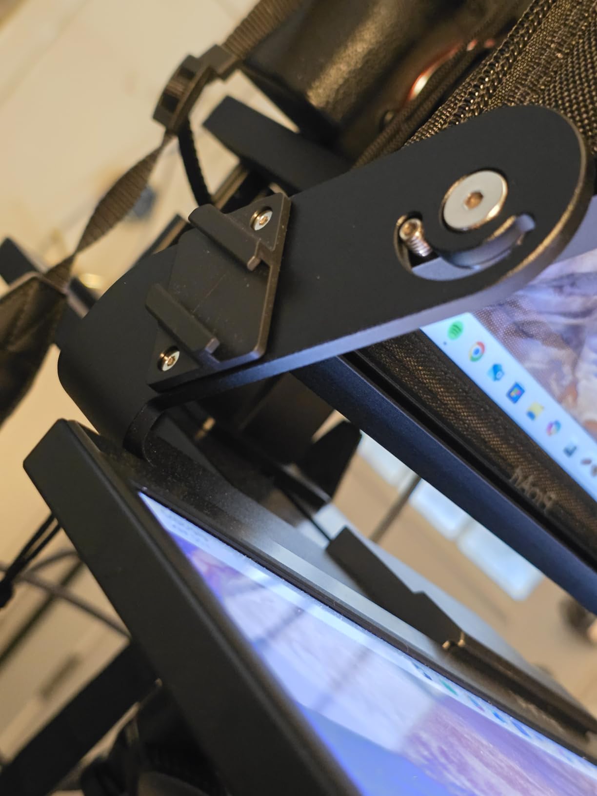 NEEWER Teleprompter X14 III with RT113 Remote/App Control, 14