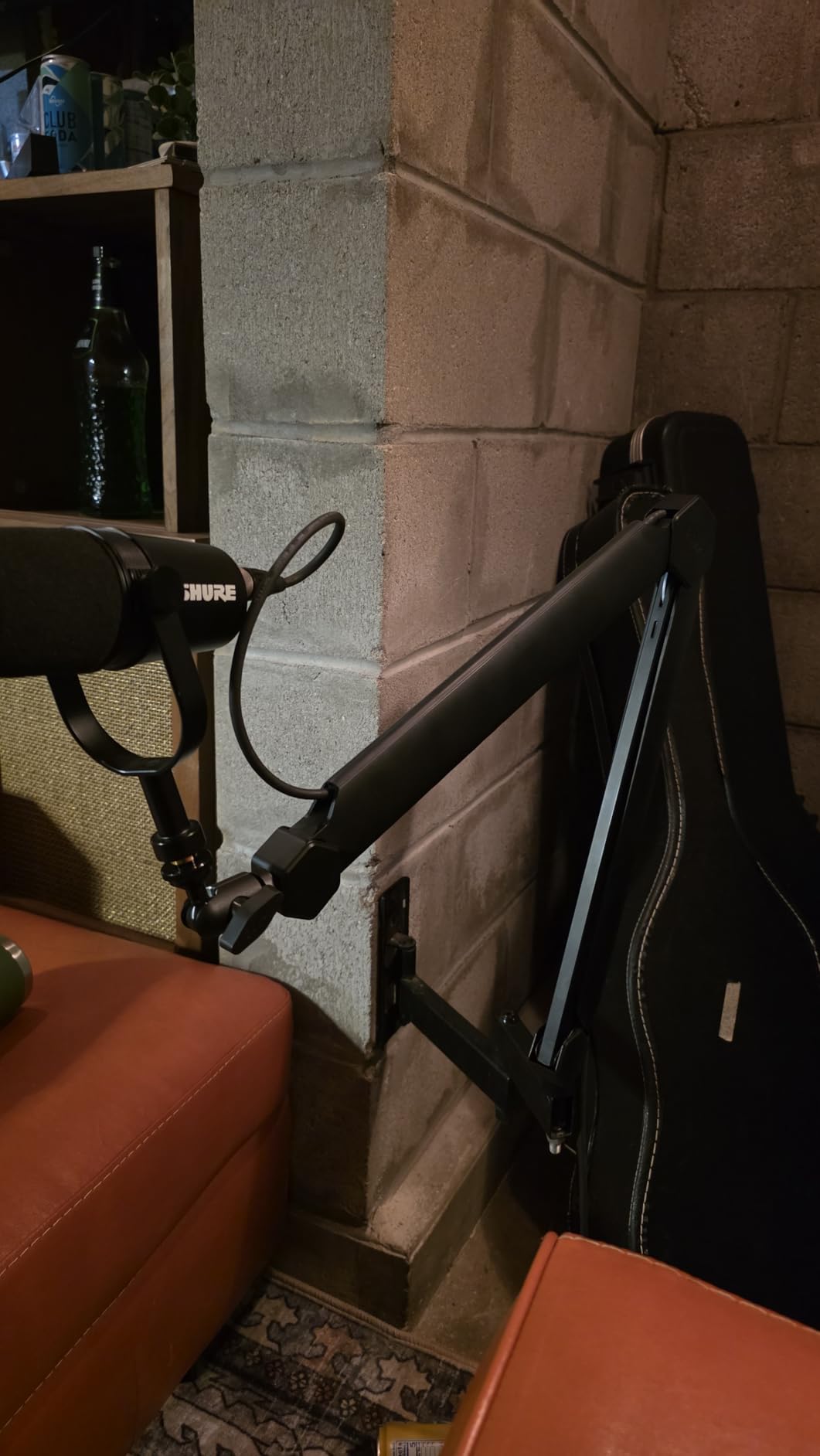 FIFINE BM66 Heavy Metal Microphone Boom Arm Stand for Podcast Recording customer photo 1