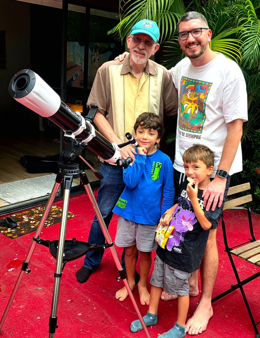 Hawkko 90mm Aperture 900mm Telescope for Adults High Powered - Professional Multi-Coated Refractor Telescope for Astronomy Beginners (36X-270X) with AZ Mount, Phone Adapter and Carry Bag customer photo 1