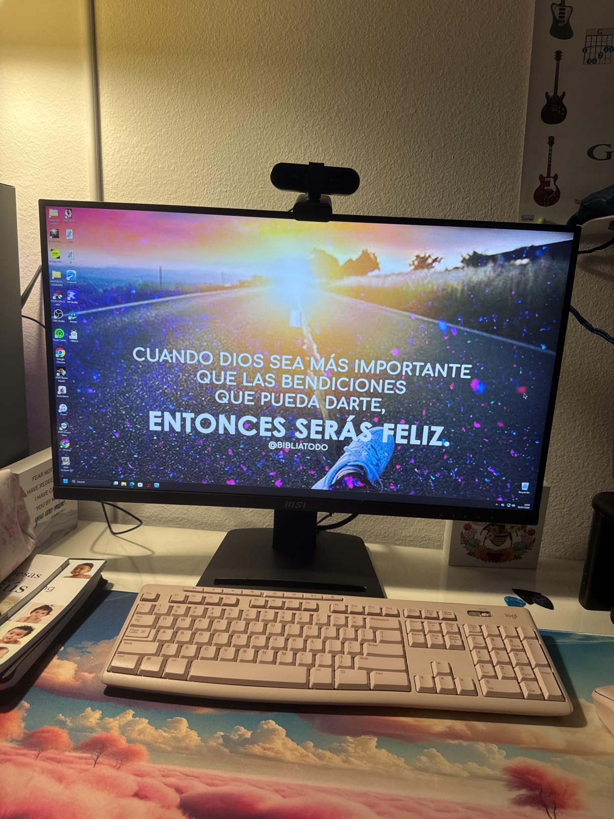msi PRO MP273U, IPS 3840 x 2160 (UHD) Computer Monitor, 4K, 60 Hz, Adaptive-Synch, HDMI, DisplayPort, 4ms (GTG), Black customer photo 2