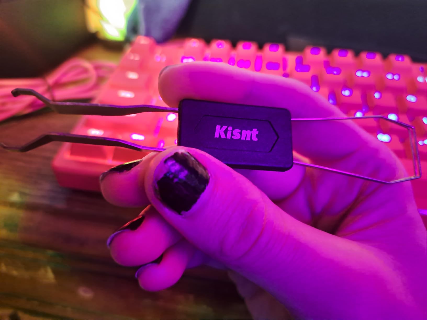 Kisnt KN85 Wireless Mechanical Keyboard, 75% Layout, Bluetooth/2.4GHz/USB-C, Custom RGB Backlit, Hot-Swappable Linear Switch, Creamy Sound for Gaming/Typing (Retro Beige) customer photo 1