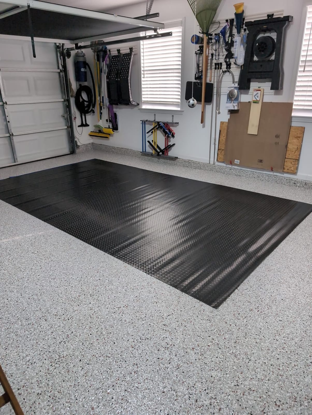 TUFFIOM 7.5x17 FT Garage Floor Mat, Coin Plate Sheet PVC Roll for Under Car Parking Protect, RV Trailer Flooring, Water/Stain Resistant Floor Runner customer photo 2