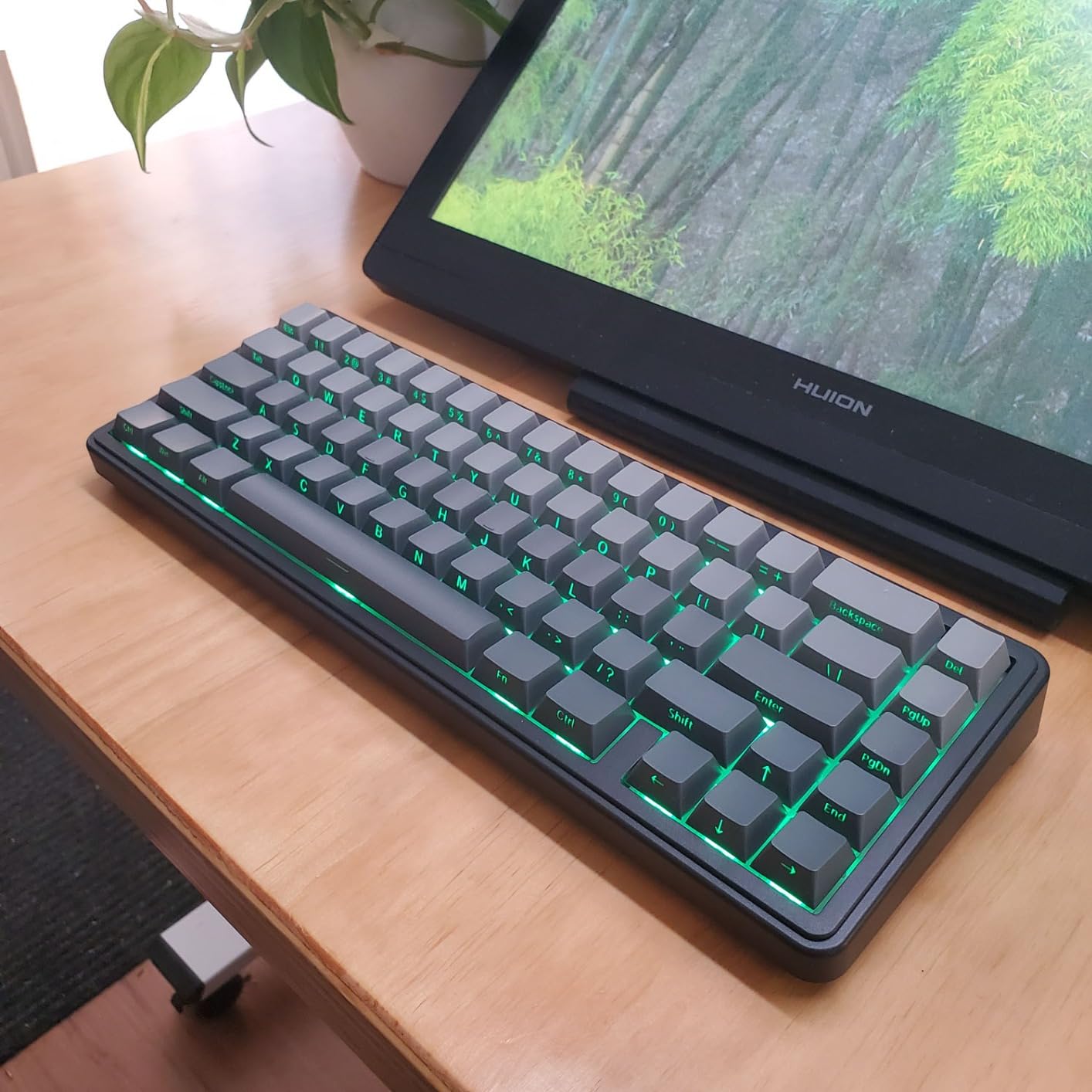 EPOMAKER x Aula F65 65% Wireless Hot-Swappable Gasket Mechanical Keyboard customer photo 1