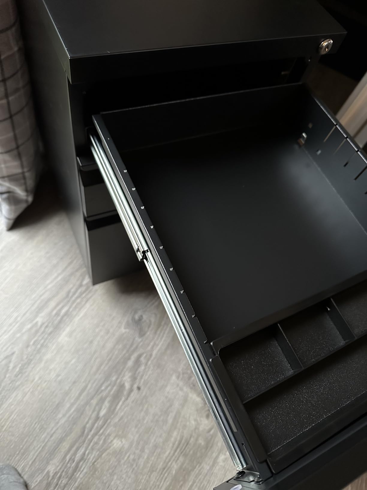 MIIIKO 2 Drawer File Cabinet with Lock, Metal Lateral Rolling Printer Stand Filing Cabinets with Drawers for Home Office,A4, Letter Size File Folders(Black) customer photo 2