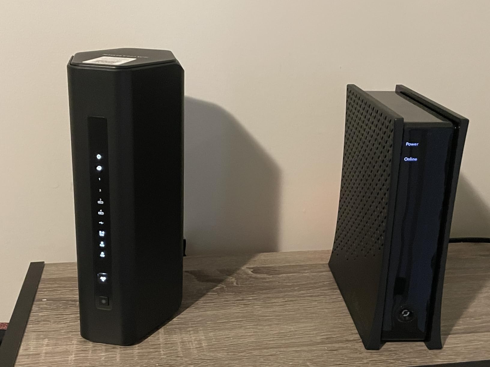 NETGEAR Nighthawk WiFi 7 Router, Up to 2,500 sq ft, 9.3 Gbps customer photo 1