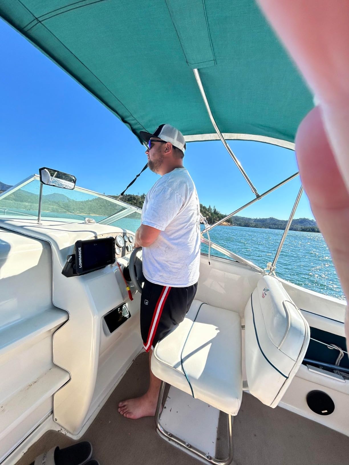 Lowrance Elite FS Fishfinder/Chartplotter, Available with and Without Transducer customer photo 2