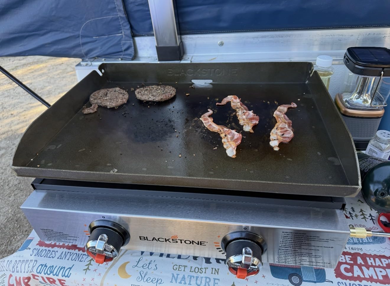 Blackstone 22 in Omnivore Tabletop Griddle Travel Bundle, 24,000 BTU customer photo 1