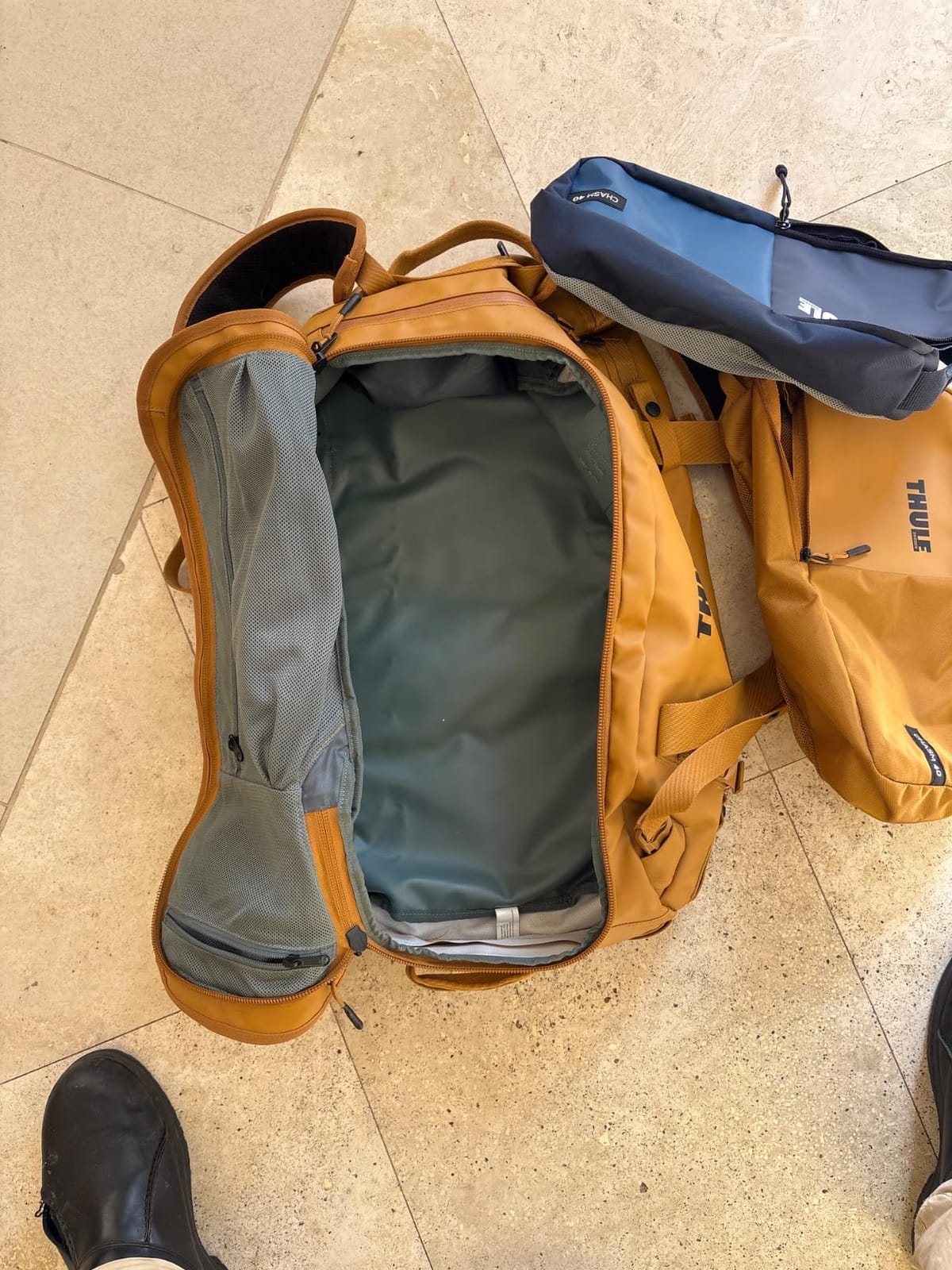 Thule Chasm Duffel bag, Weather-resistant materials, Easy packing, Converts to backpack, Internal pockets, Travel-ready customer photo 2