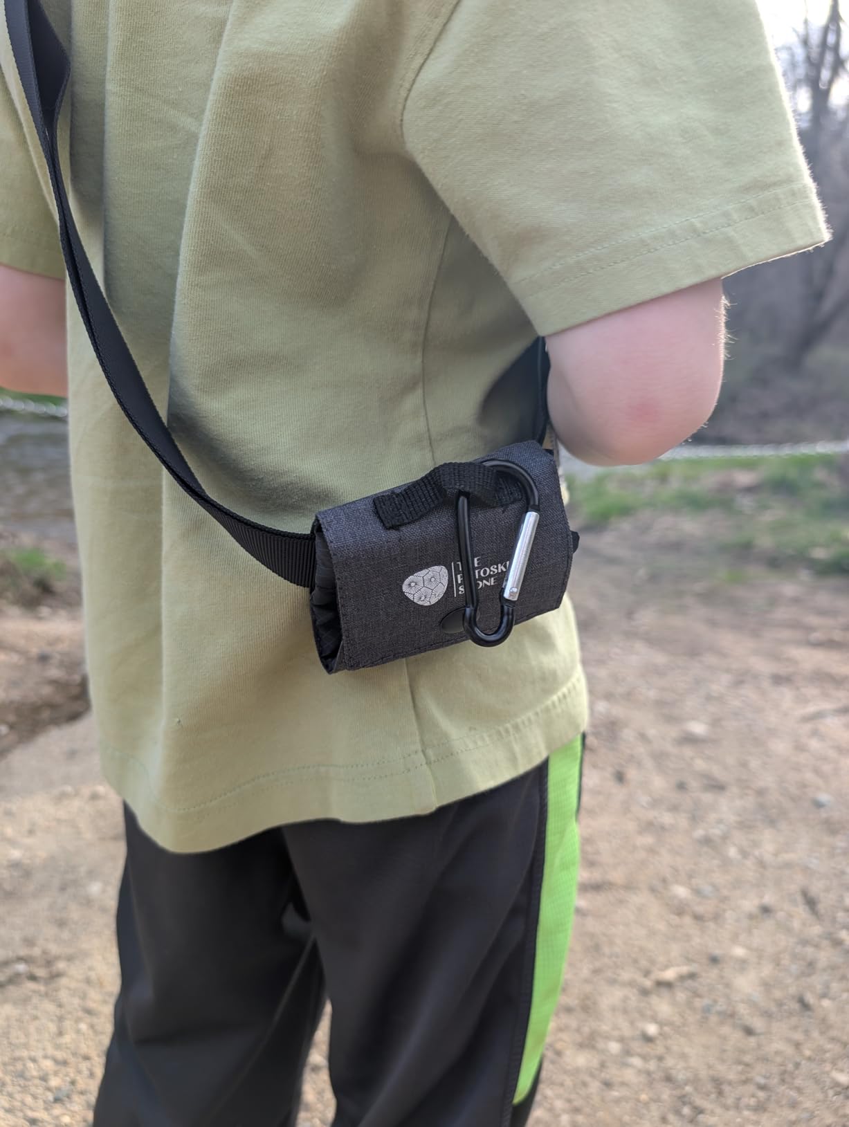 Rockit Pocket - Collapsible Rock Collecting Bag for Rockhounds - Foraging Pouch for Kids and Adults customer photo 2