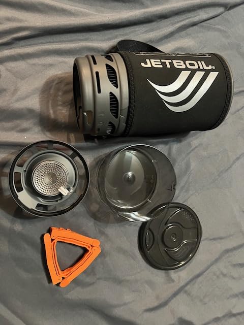 Jetboil Flash 1.0L Fast Boil Stove for Camping and Backpacking, Carbon customer photo 1