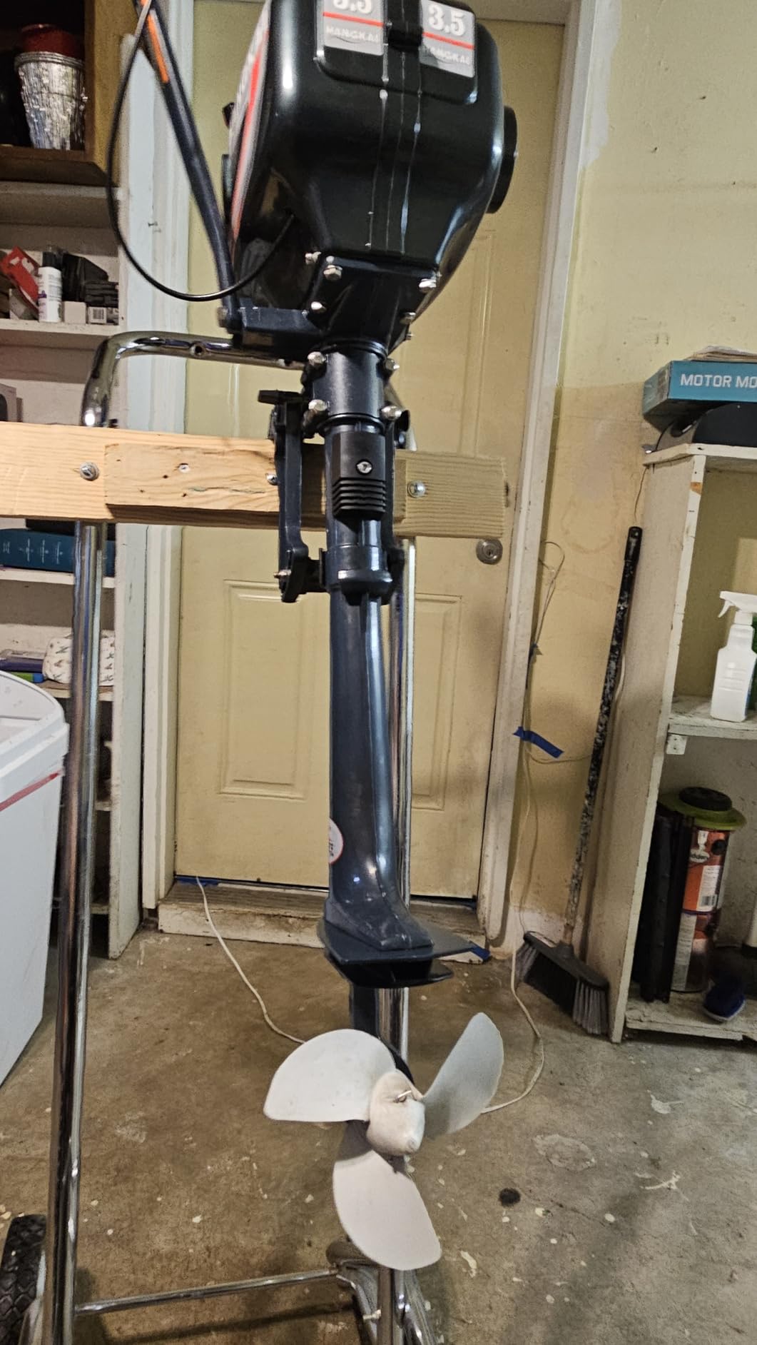 HANGKAI Outboard Motor, 2-Stroke 3.5HP Heavy Duty Fishing Boat Engine, Manual Start Boat Engine, Outboard Boat Motor Short Shaft Boat Motor with CDI Ignition System Water Cooling System customer photo 2