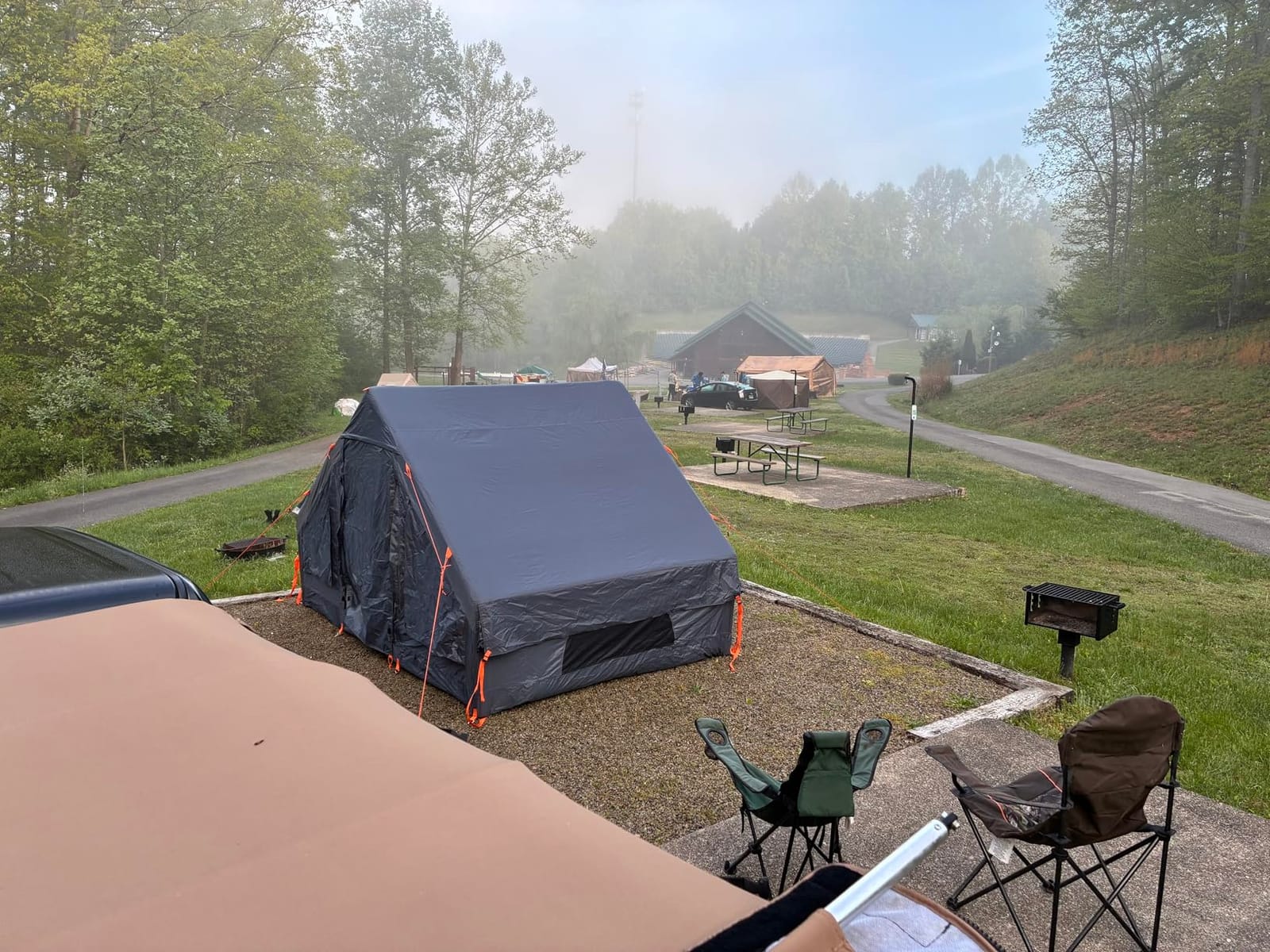 Inflatable Camping Tent 2/4/6 Person, Fast 5-Min Inflate with Hand Pump, Waterproof UV Resistant PVC Blow Up Glamping Tent with Special Shaped Rainproof Breathable Window for Family Weekend Trip customer photo 1