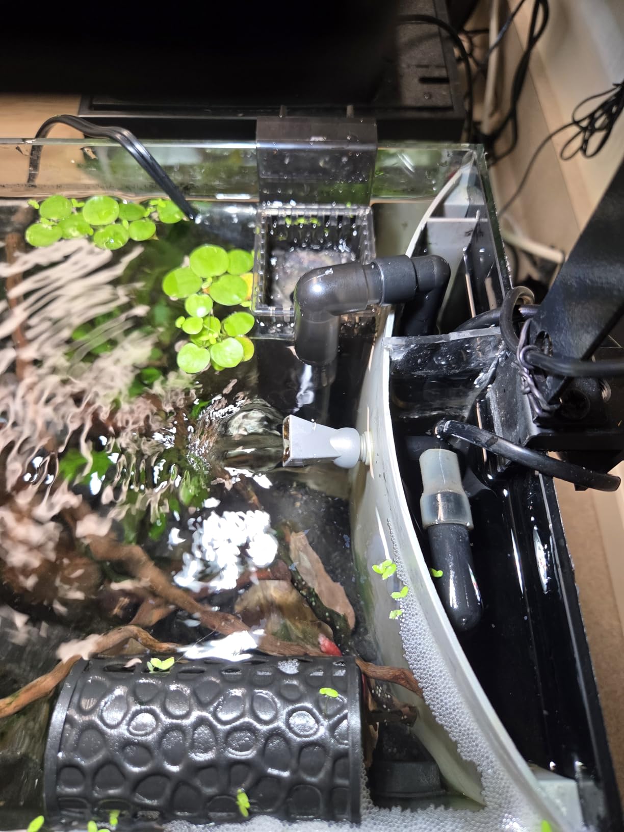 Aquarium Surface Skimmer up to 50 Gallon Aquariums, 132GPH Flow Skimmer with Dual Outlet & Wave Maker Function, 6W customer photo 1