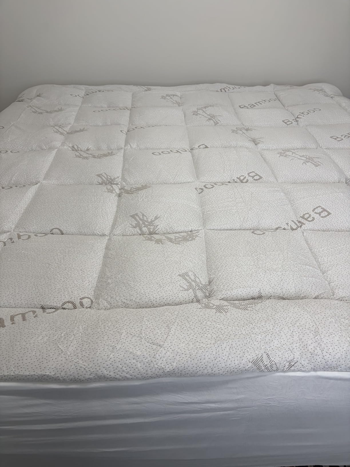 OLANLY Queen Bamboo Viscose Cooling Mattress Topper, Dark Gray customer photo 1