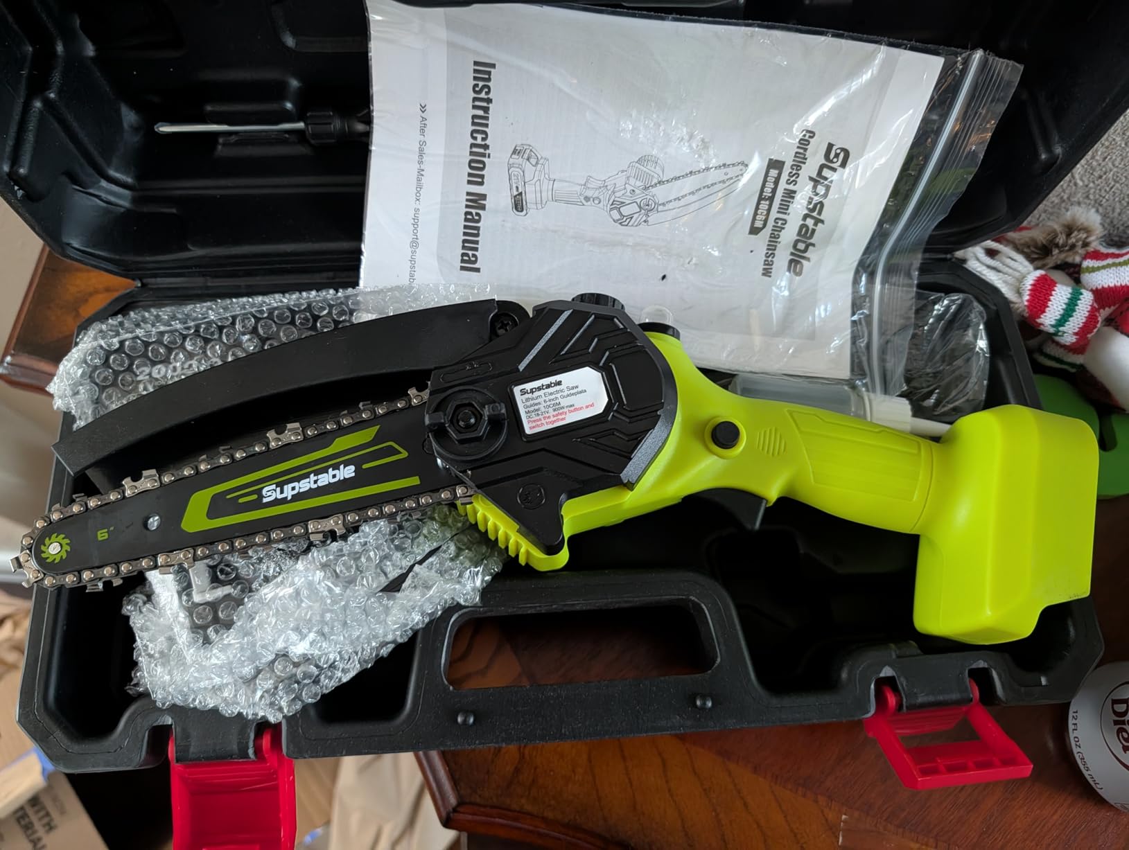 Mini Chainsaw Cordless, 8 Inch & 6 Inch Electric Chainsaw Battery Powered, 1000W Brushless Handheld Power Chain Saw with 2 Batteries, Small Tree Saw for Branch Trimming Wood Cutting customer photo 2