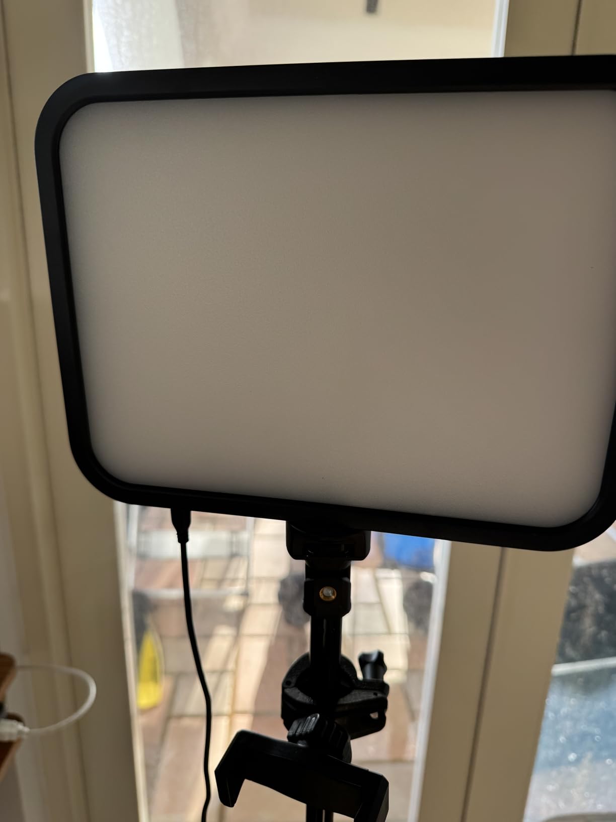 UBeesize 2-Pack LED Video Light Kit with Tripod Stand & Phone Holder customer photo 2