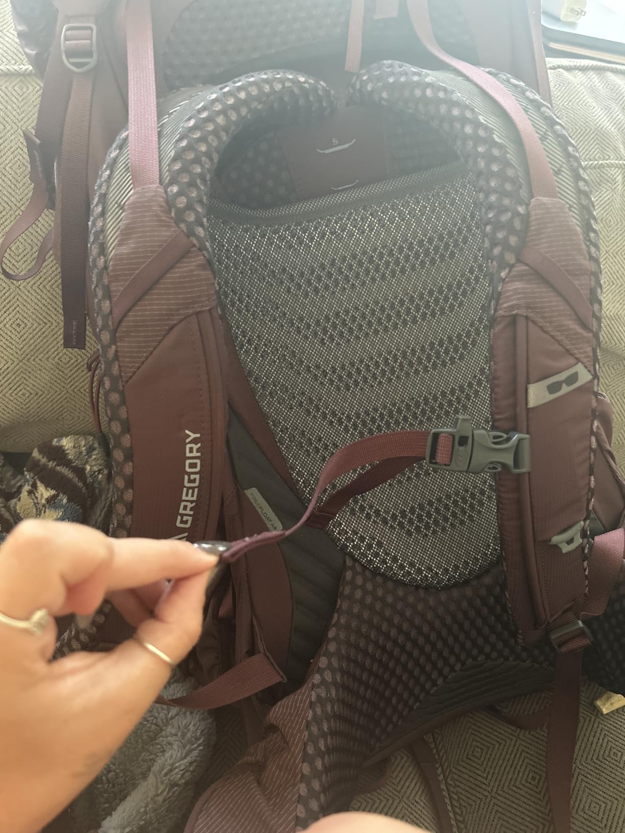 Gregory Deva 60L Women's Hiking/Backpacking Pack, Small, Mountain Teal customer photo 2