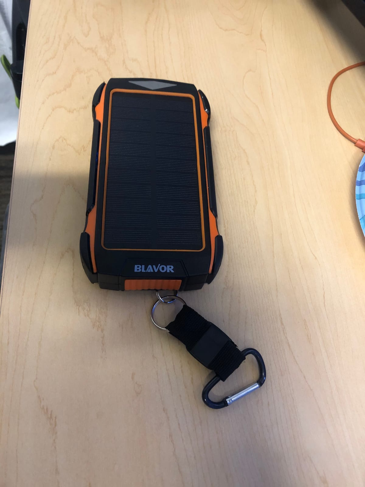 BLAVOR Solar Power Bank Built-in Retractable Cable 20000mAh customer photo 2