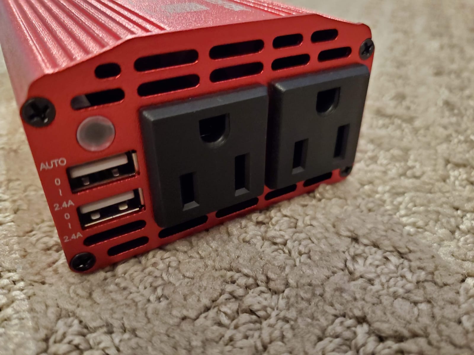 BESTEK 2000 Watt Pure Sine Wave Power Inverter 12V DC to 110V/120V AC Converter for Home, RV, Truck, Off-Grid Solar Power 3 AC Outlets Car Inverter with One 2 USB Port Type-C with Remote Control customer photo 1