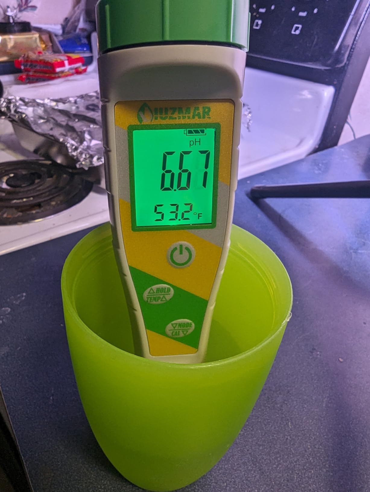 UIUZMAR Smart pH and Chlorine Pool Monitor pH and Salinity Tester customer photo 1