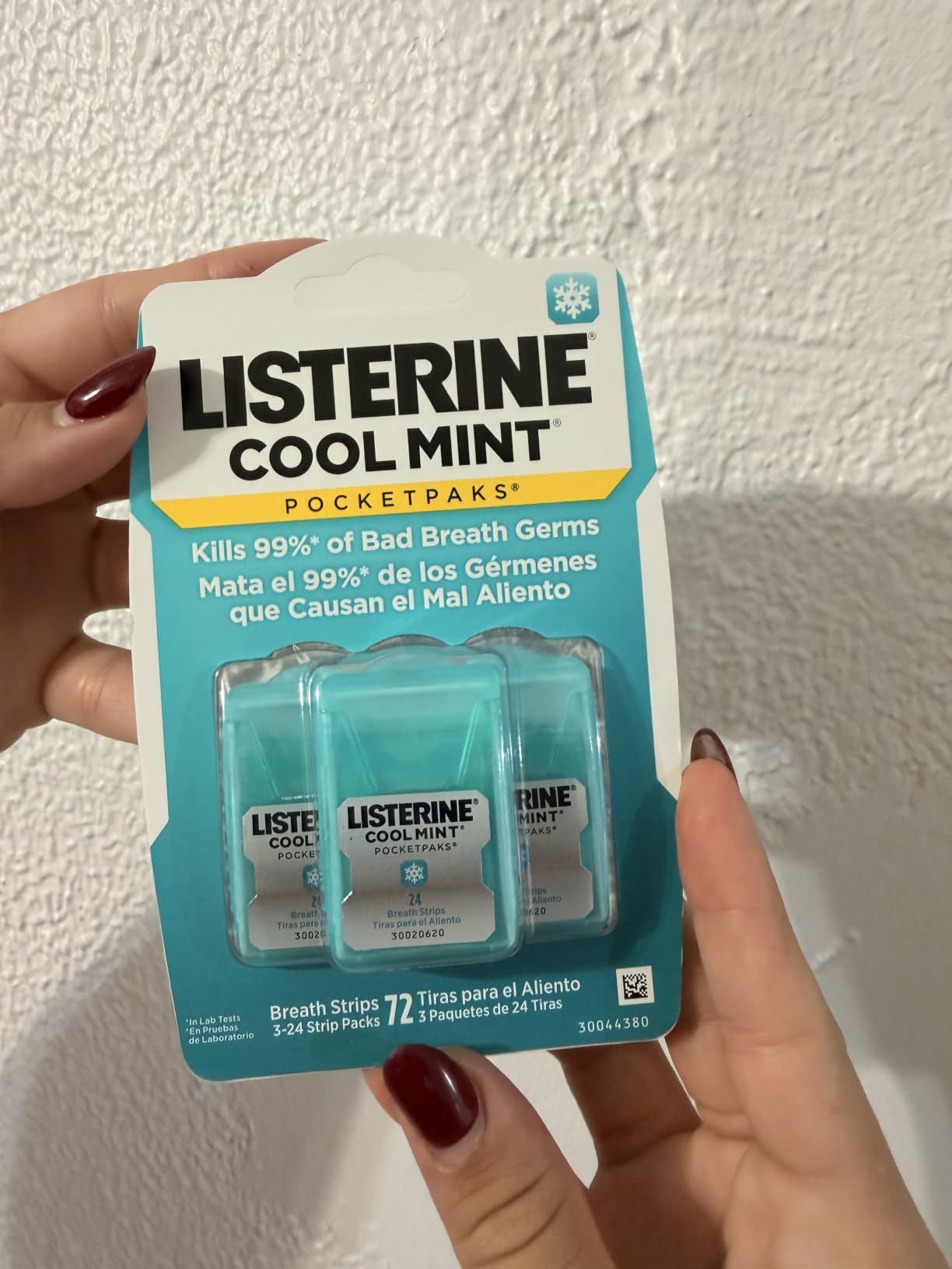 Listerine PocketPaks Breath Strips, Cool Mint, 24-Strip Pack, 3 Pack customer photo 1