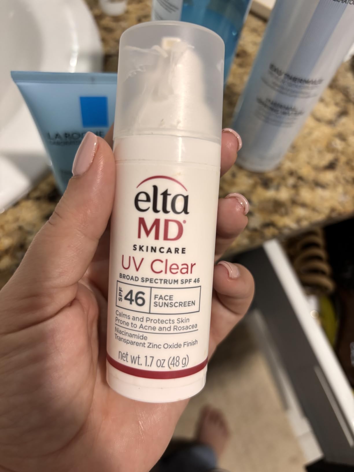 EltaMD UV Clear Face Sunscreen with Zinc Oxide, Oil-Free, SPF 46 and SPF 50 customer photo 1