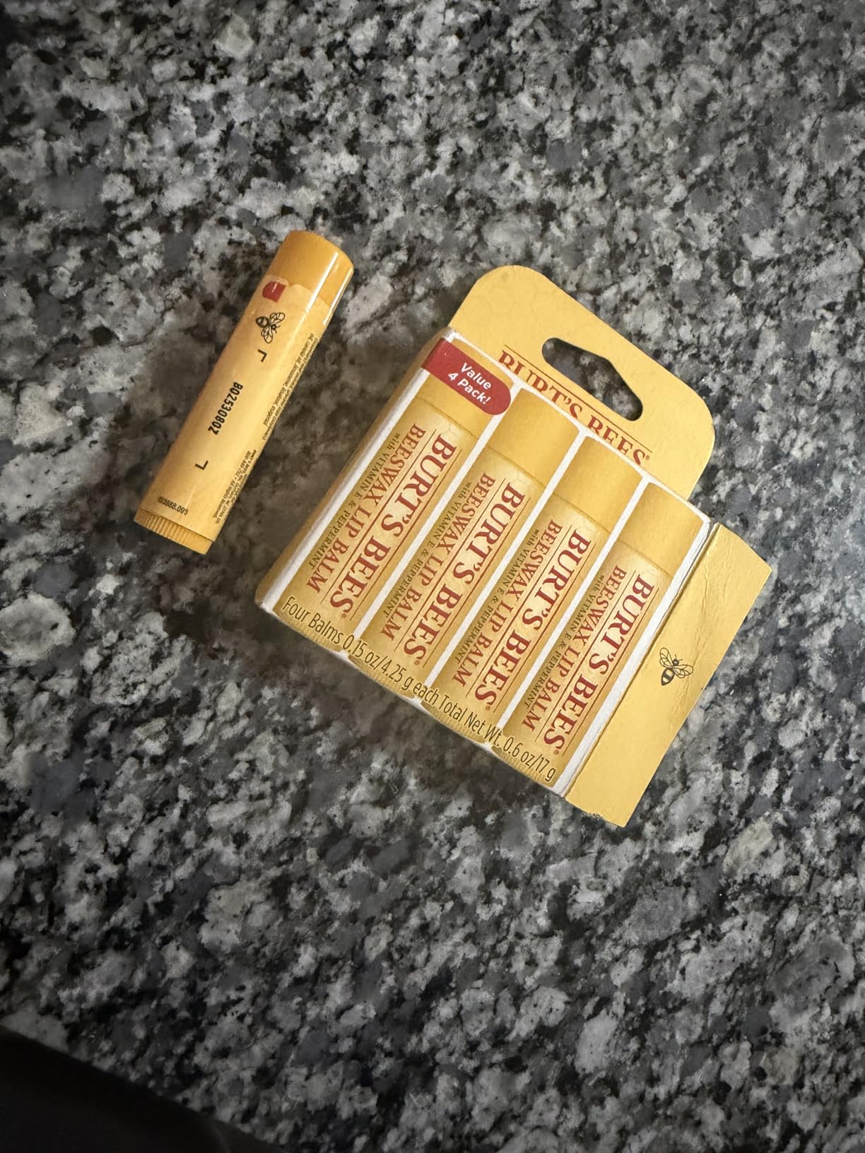 Burt's Bees 100% Natural Moisturizing Lip Balm (Original Beeswax) customer photo 1