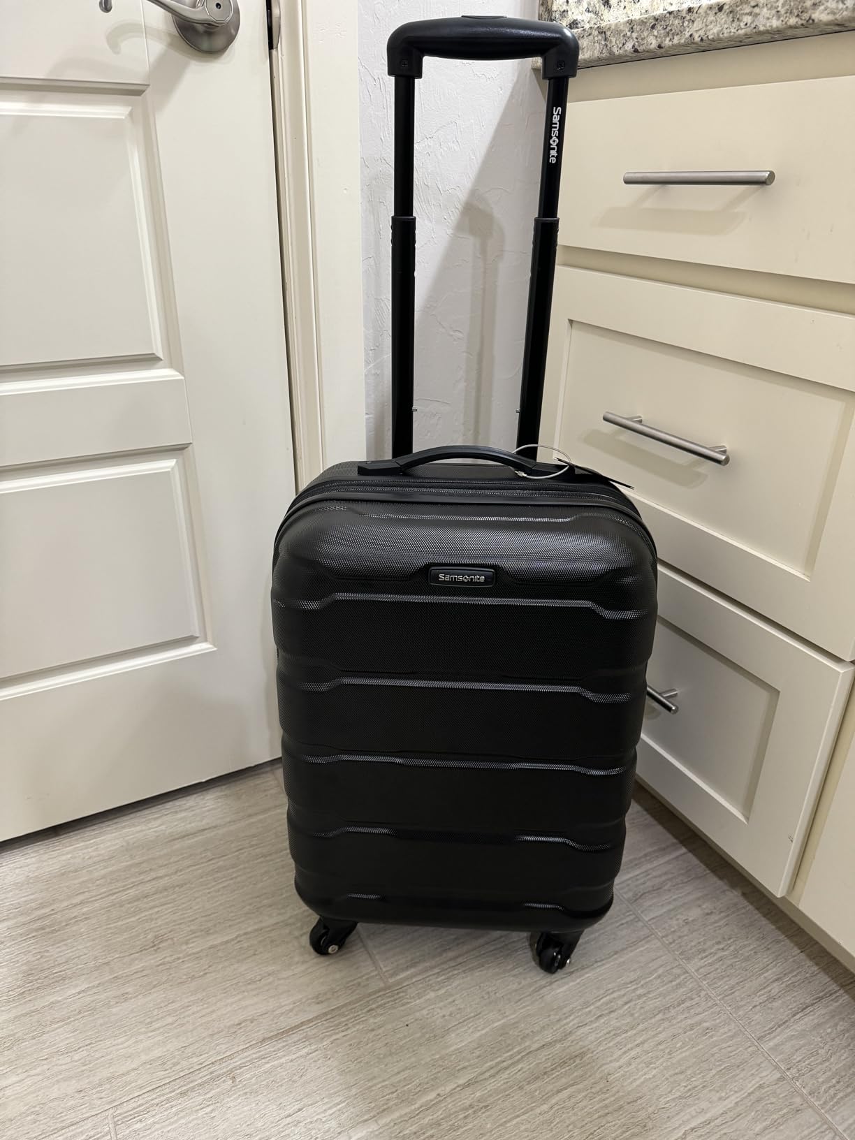 Samsonite Omni PC Hardside Expandable Luggage with Spinner Wheels, Teal, Carry-On 20-Inch customer photo 1