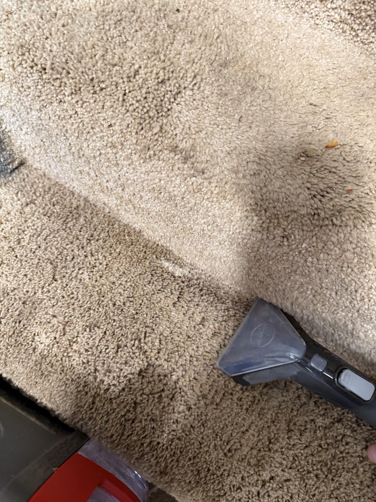 Hoover Spotless Portable Carpet + Upholstery Spot Cleaner Machine, Lightweight Shampooer Machine, Pet Stain Remover, Car and Auto Detailer, Pair with Hoover Carpet Cleaner Solution customer photo 1
