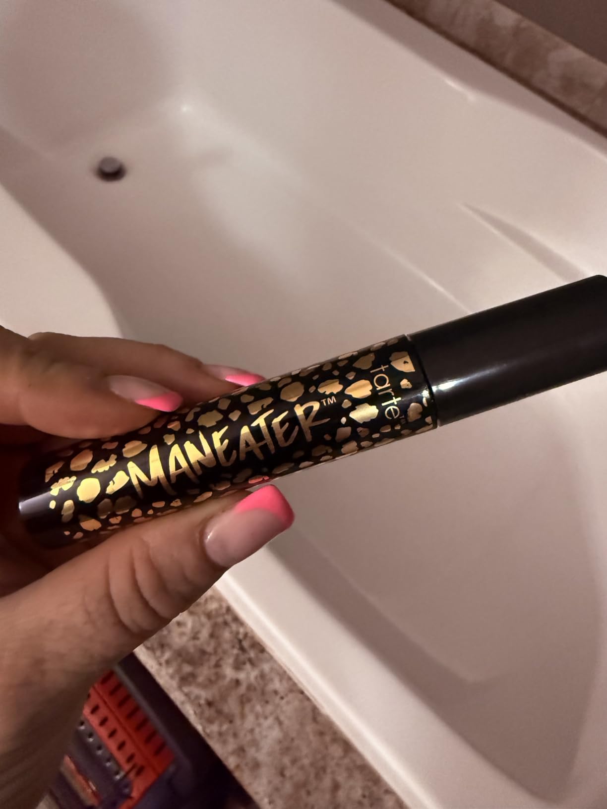 tarte maneater mascara – Extreme Curl, Instant Volume & Length, 16HR Ultra-Creamy Longwear Eye Makeup, Cruelty-Free, full size, black customer photo 2
