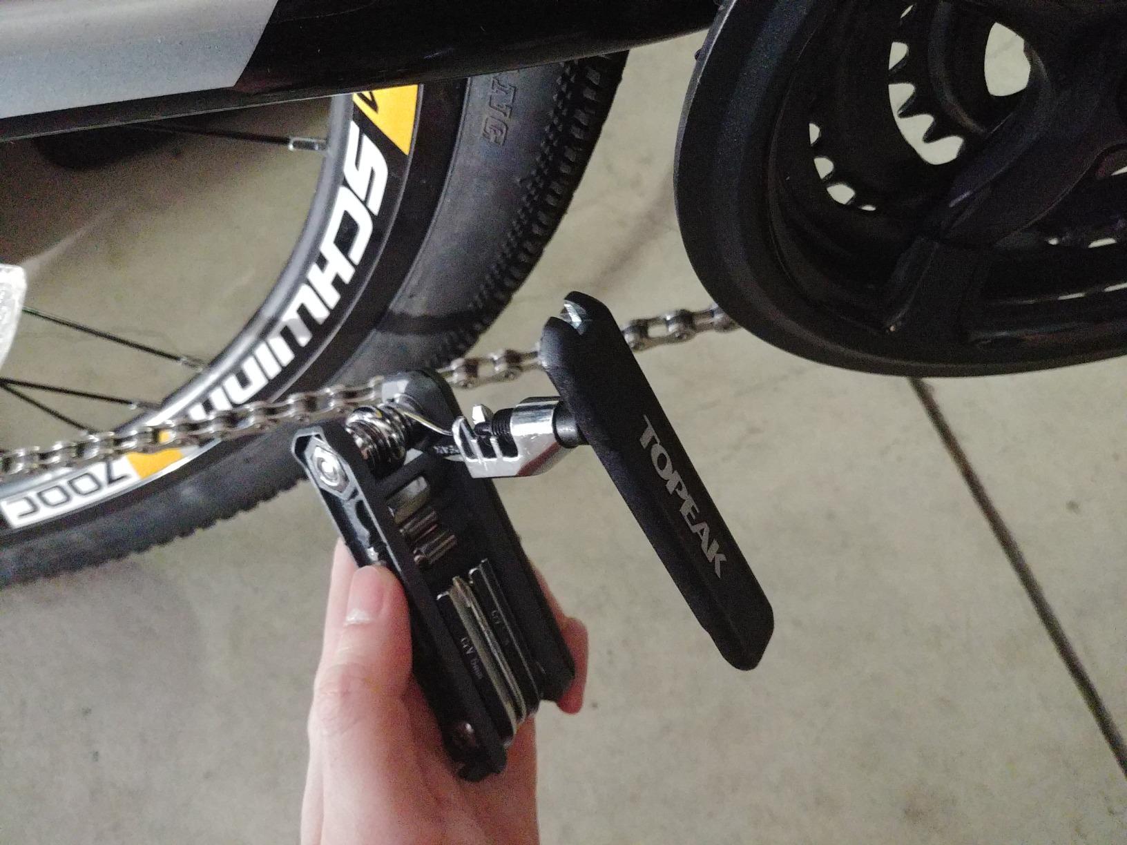 Topeak Hexus X Multi-Tool, 21-Function Bike Repair with Chain Tool, Tire Levers and Presta Core, Compact Chrome Vanadium Design for Road and Mountain Bikes customer photo 2